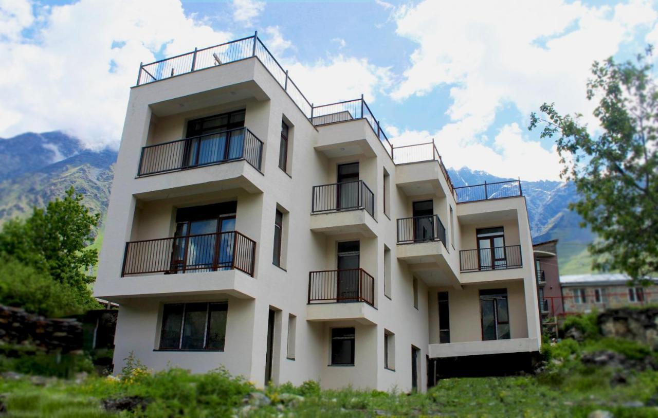 Milky Way Hotel Kazbegi Exterior photo